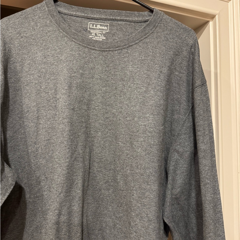 L.L. Bean Men's Long Sleeve Gray Tee